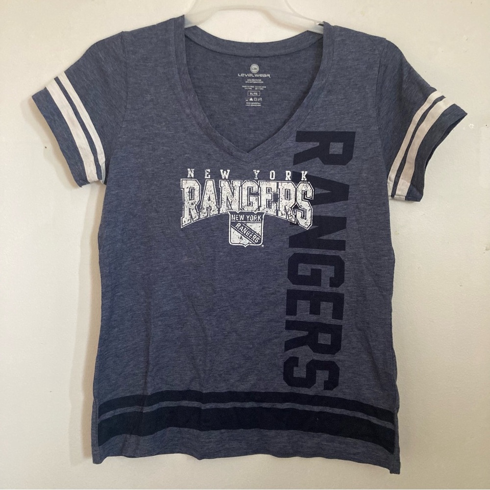 NY Rangers hockey blue V neck t shirt with stripe detail on the sleeve XL